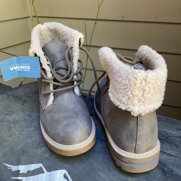 Sonoma brand shoes - Picture 5 of 6